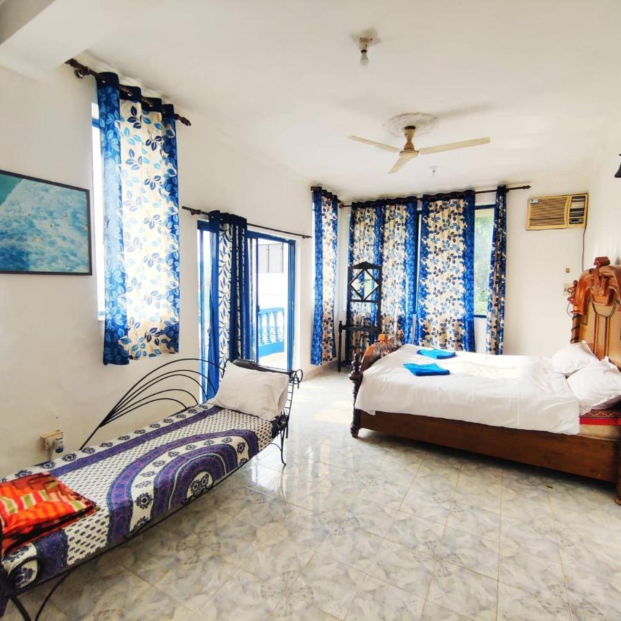 Amazing Hilltop 4 Bhk Villa With Private Pool Near Candolim Eksteriør bilde